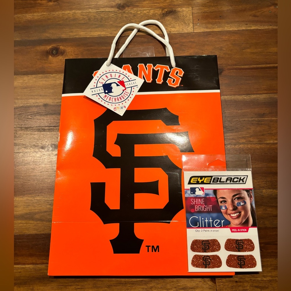 ⚾️ San Francisco Giants baseball gift bag and glitter eye black